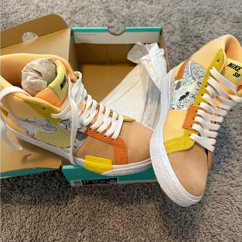 Nike Kids' Orange and Yellow Sneakers